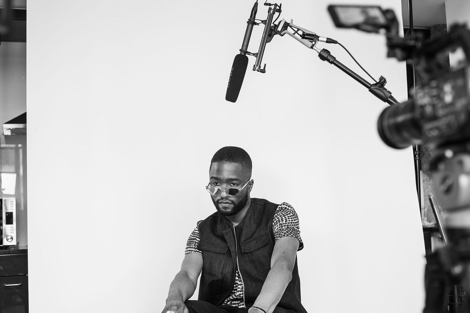 Video production still from CHiMi